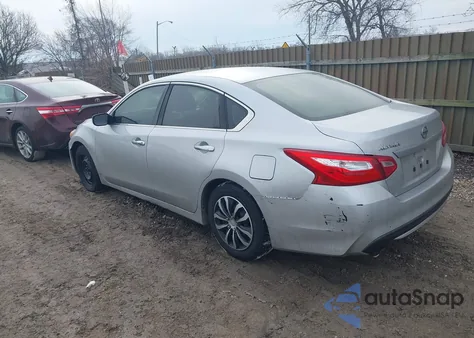 2016 Nissan Altima 2.5/2.5 S/2.5 Sl/2.5 Sr/2.5 Sv z USA, uszkodzony, nr VIN 1N4AL3AP9GN351582